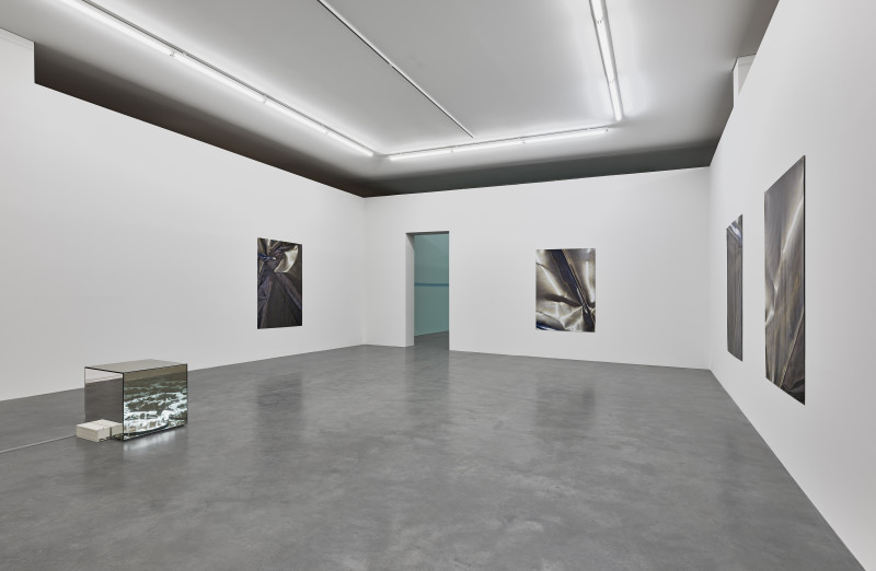 Ausstellungsansicht, So Close, Yet So Far, 2026, PEAC Museum Paul Ege Art Collection Foto: Bernhard Strauss